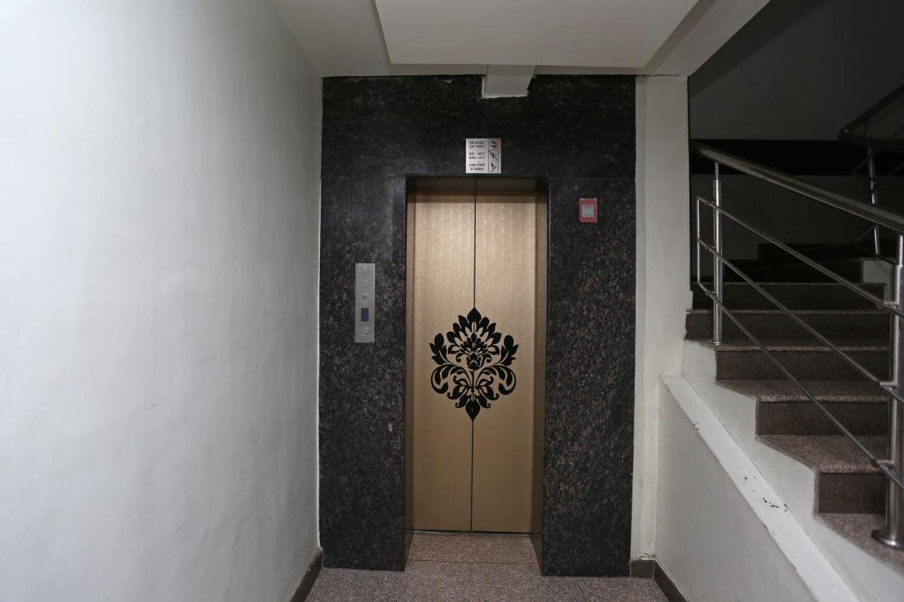 Capital O 5663 Gs Inn Chinhat Ngoại thất bức ảnh