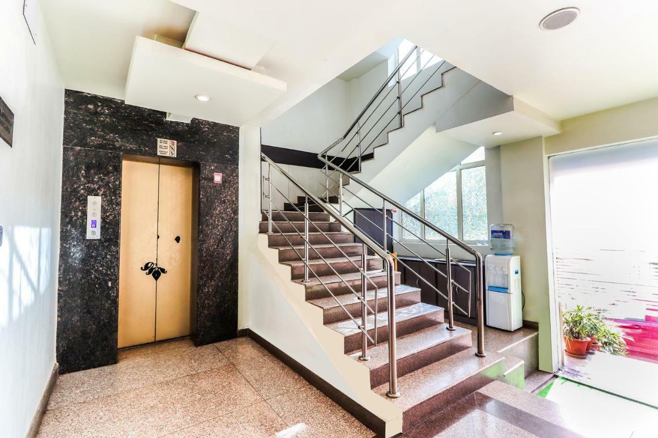 Capital O 5663 Gs Inn Chinhat Ngoại thất bức ảnh